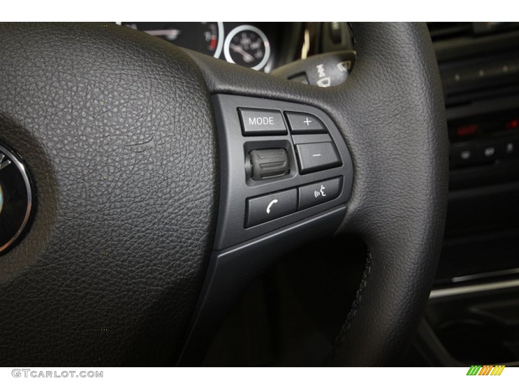 2013 BMW 3 Series 328i Sedan Controls Photo #72043198