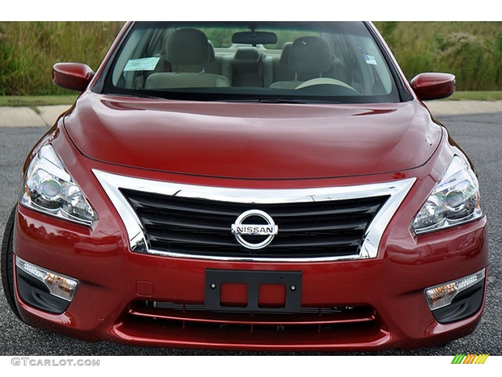 2013 Altima 2.5 SV - Cayenne Red / Beige photo #2