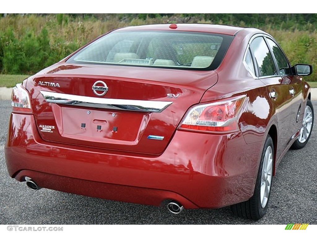 2013 Altima 2.5 SV - Cayenne Red / Beige photo #4