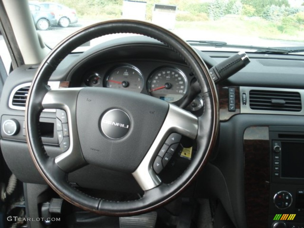 2007 GMC Yukon Denali AWD Ebony Black Steering Wheel Photo #72047428