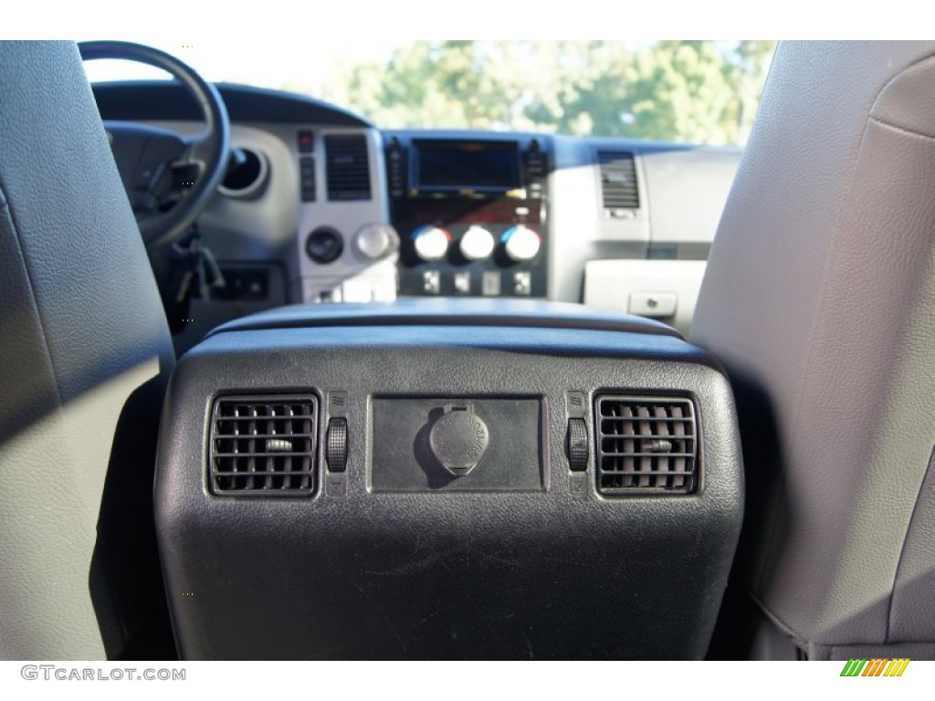2008 Tundra Limited CrewMax - Super White / Graphite Gray photo #22