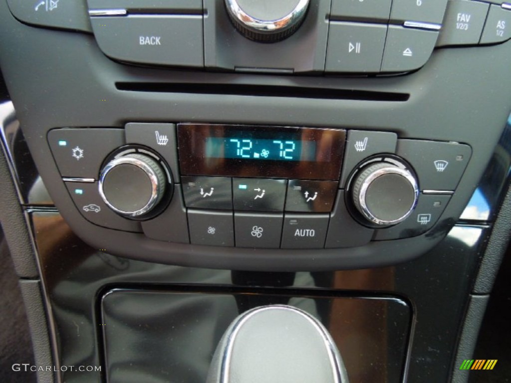 2013 Buick Regal Turbo Controls Photo #72048265