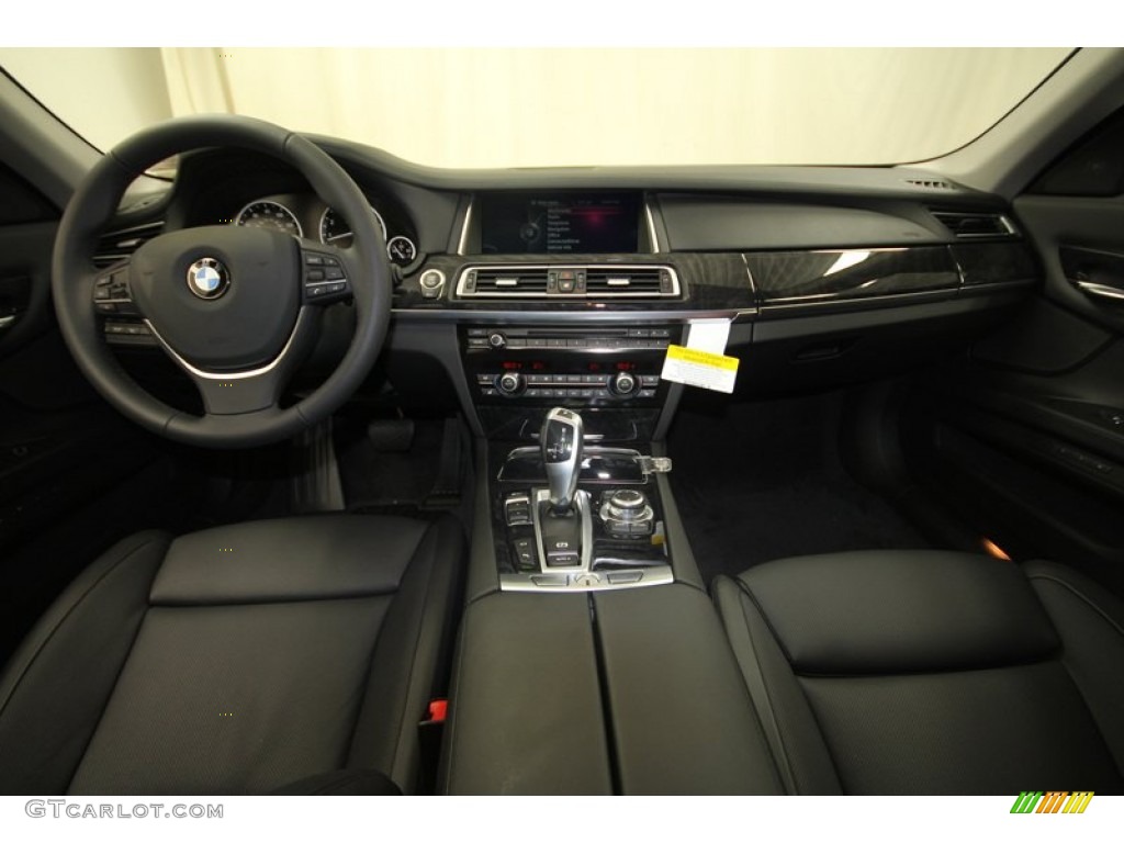2013 BMW 7 Series 740Li Sedan Black Dashboard Photo #72049114