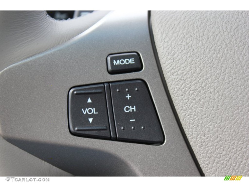 2013 Acura MDX SH-AWD Technology Controls Photo #72049243