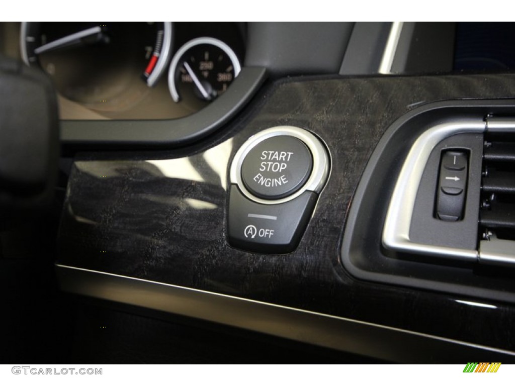 2013 BMW 7 Series 740Li Sedan Controls Photo #72049480