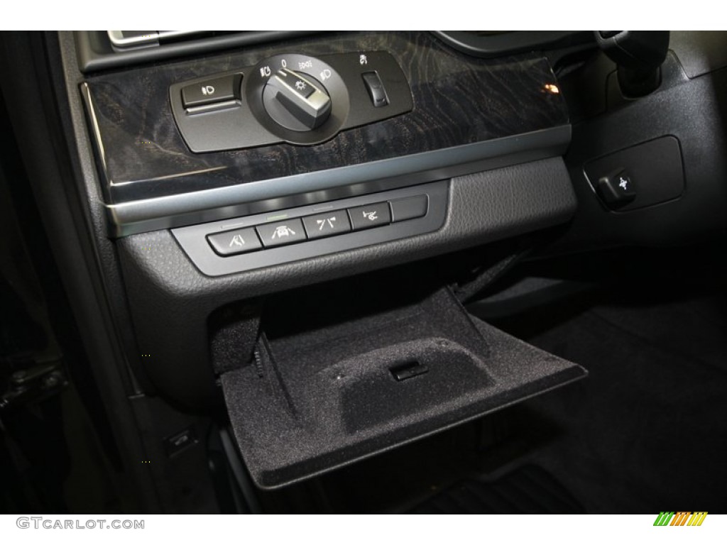 2013 BMW 7 Series 740Li Sedan Controls Photo #72049537