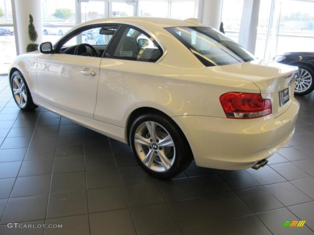 2013 1 Series 128i Coupe - Alpine White / Savanna Beige photo #3