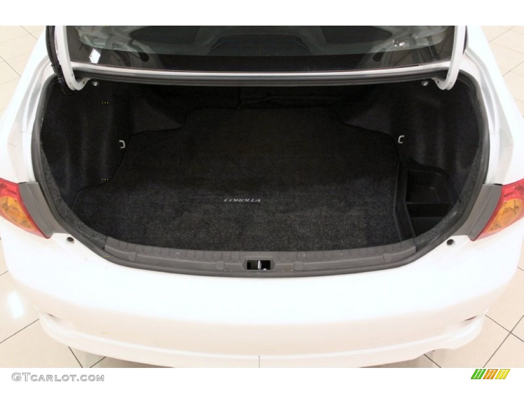 2010 Toyota Corolla S Trunk Photo #72055186
