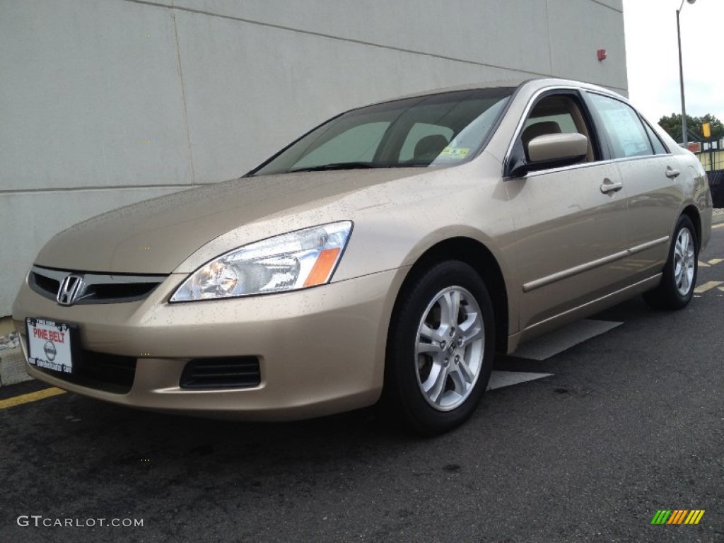 2006 Accord EX Sedan - Desert Mist Metallic / Ivory photo #1