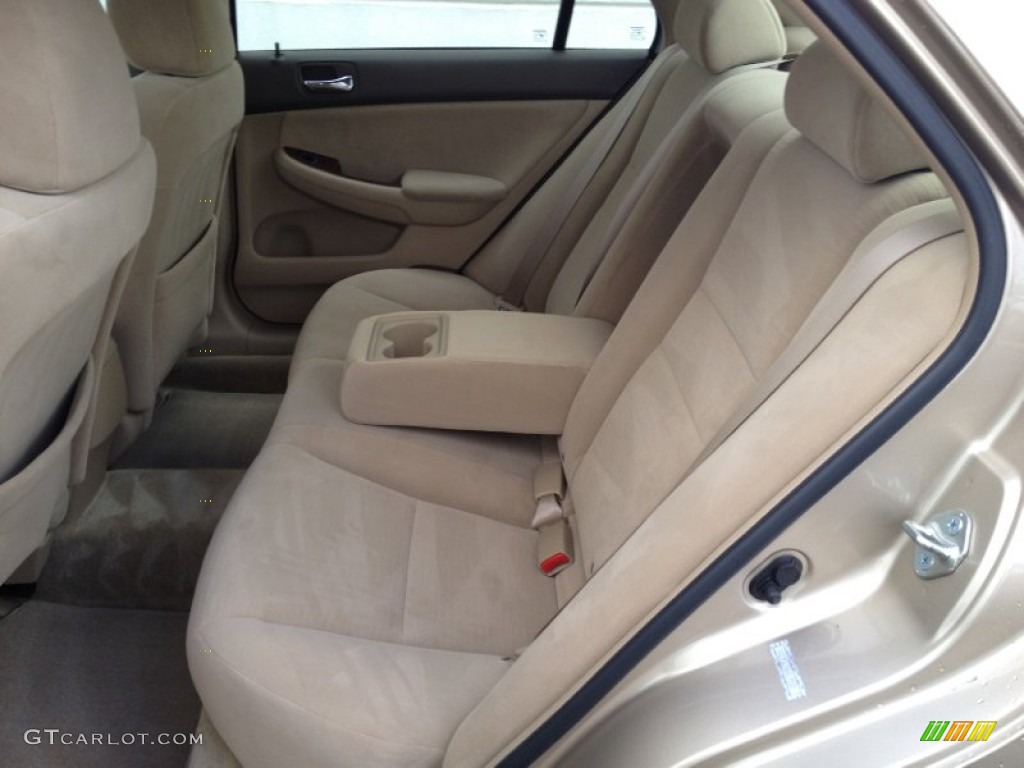 2006 Accord EX Sedan - Desert Mist Metallic / Ivory photo #7