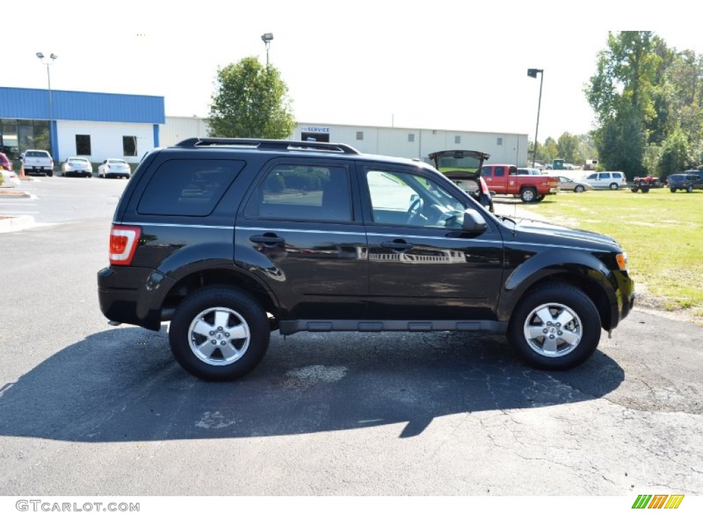 2011 Escape XLT V6 - Tuxedo Black Metallic / Charcoal Black photo #4