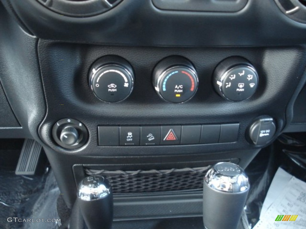 2013 Jeep Wrangler Sport S 4x4 Controls Photo #72064843