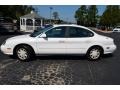 Vibrant White 1999 Ford Taurus SE Exterior