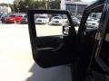 Black - Wrangler Unlimited Sahara 4x4 Photo No. 14