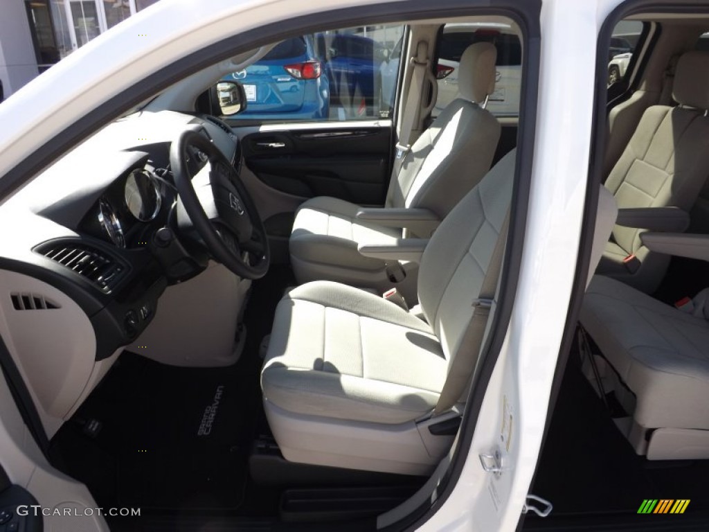 2013 Grand Caravan SE - Stone White / Black/Light Graystone photo #11