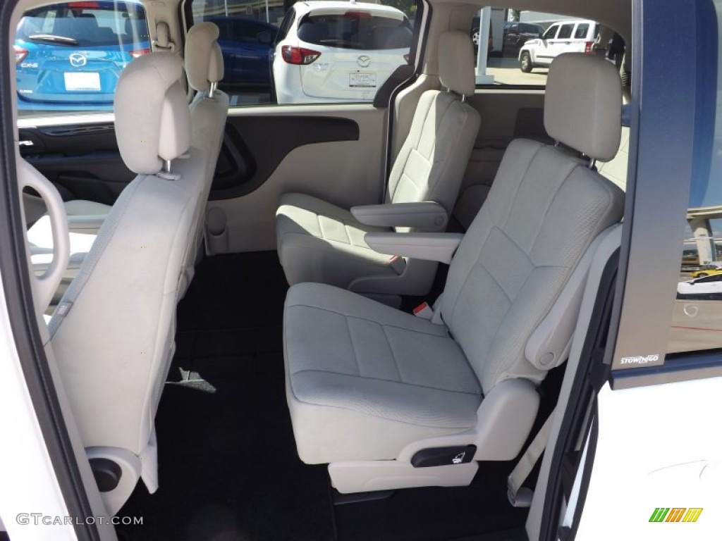 2013 Grand Caravan SE - Stone White / Black/Light Graystone photo #12