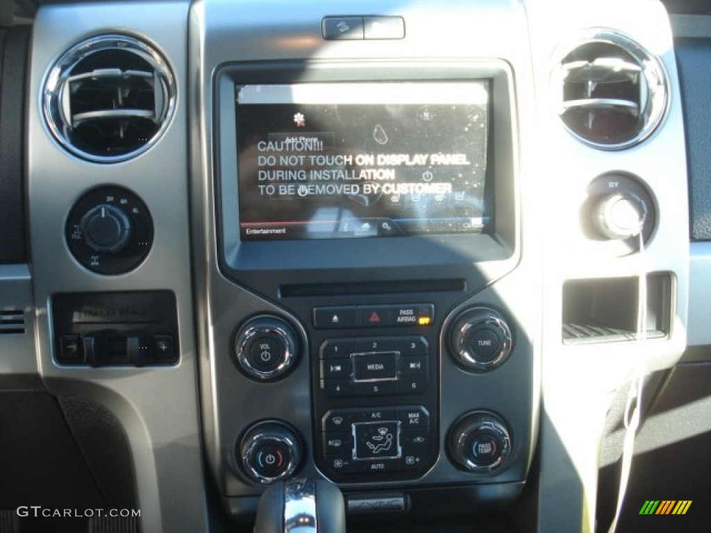 2013 F150 FX4 SuperCrew 4x4 - Oxford White / Black photo #17