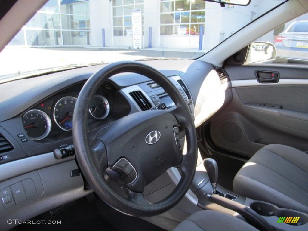 2009 Sonata GLS - Willow Gray / Gray photo #12