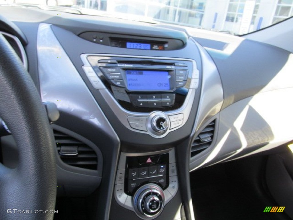 2013 Elantra Coupe GS - Shimmering Air Silver / Gray photo #8