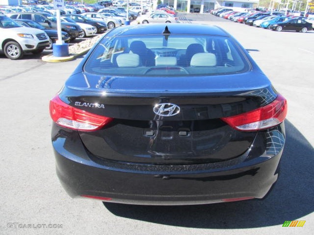 2013 Elantra GLS - Midnight Black / Gray photo #4