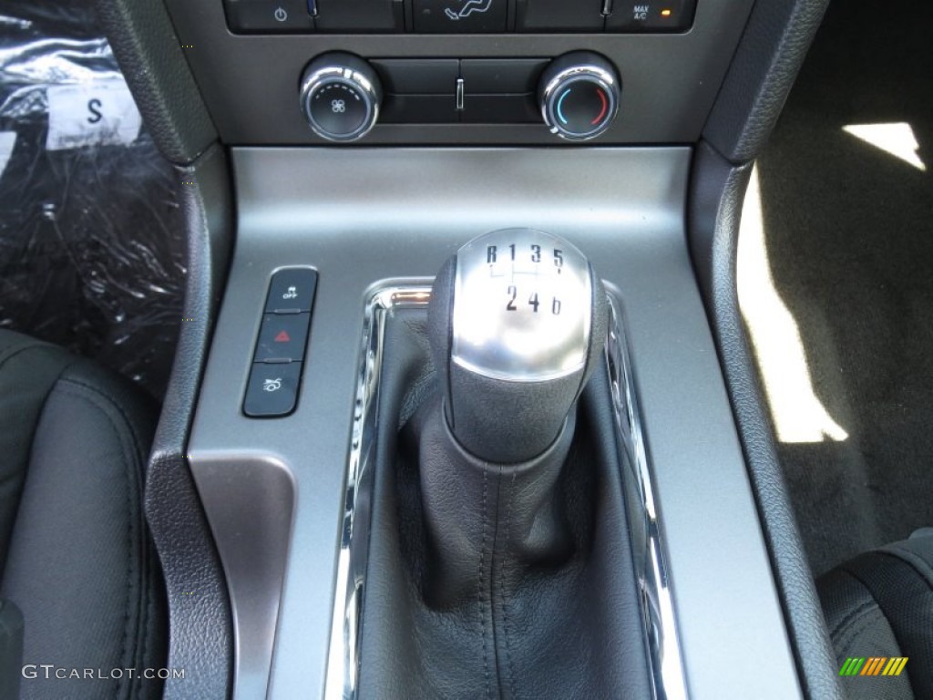 2013 Mustang GT Coupe - Ingot Silver Metallic / Charcoal Black photo #25