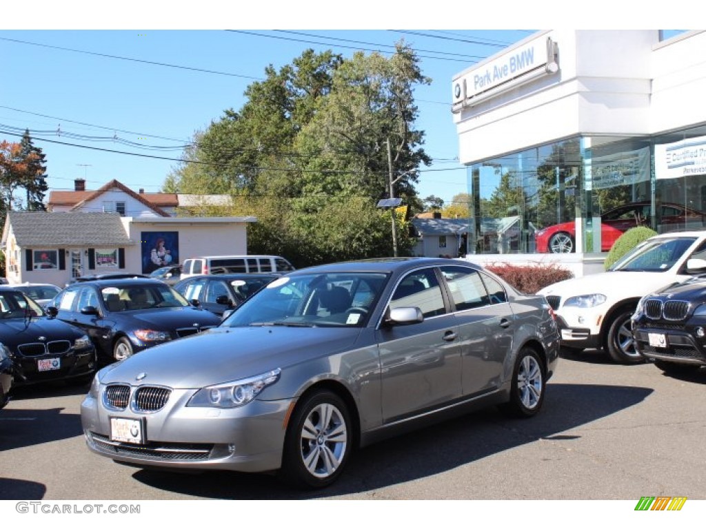 2010 5 Series 528i xDrive Sedan - Space Grey Metallic / Black photo #1