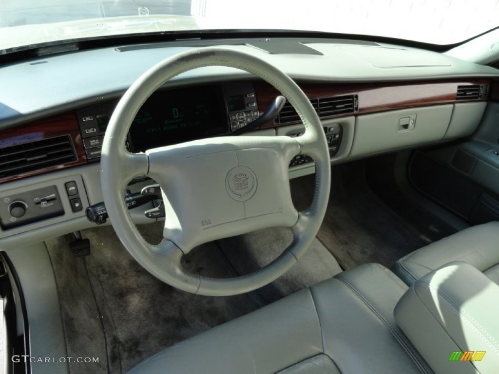 1996 Cadillac DeVille Sedan Neutral Shale Dashboard Photo #72082475