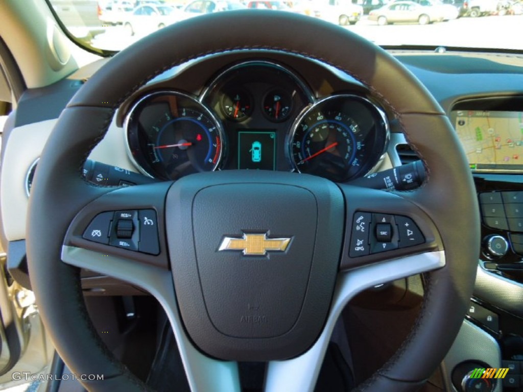 2013 Chevrolet Cruze LTZ/RS Cocoa/Light Neutral Steering Wheel Photo #72083734