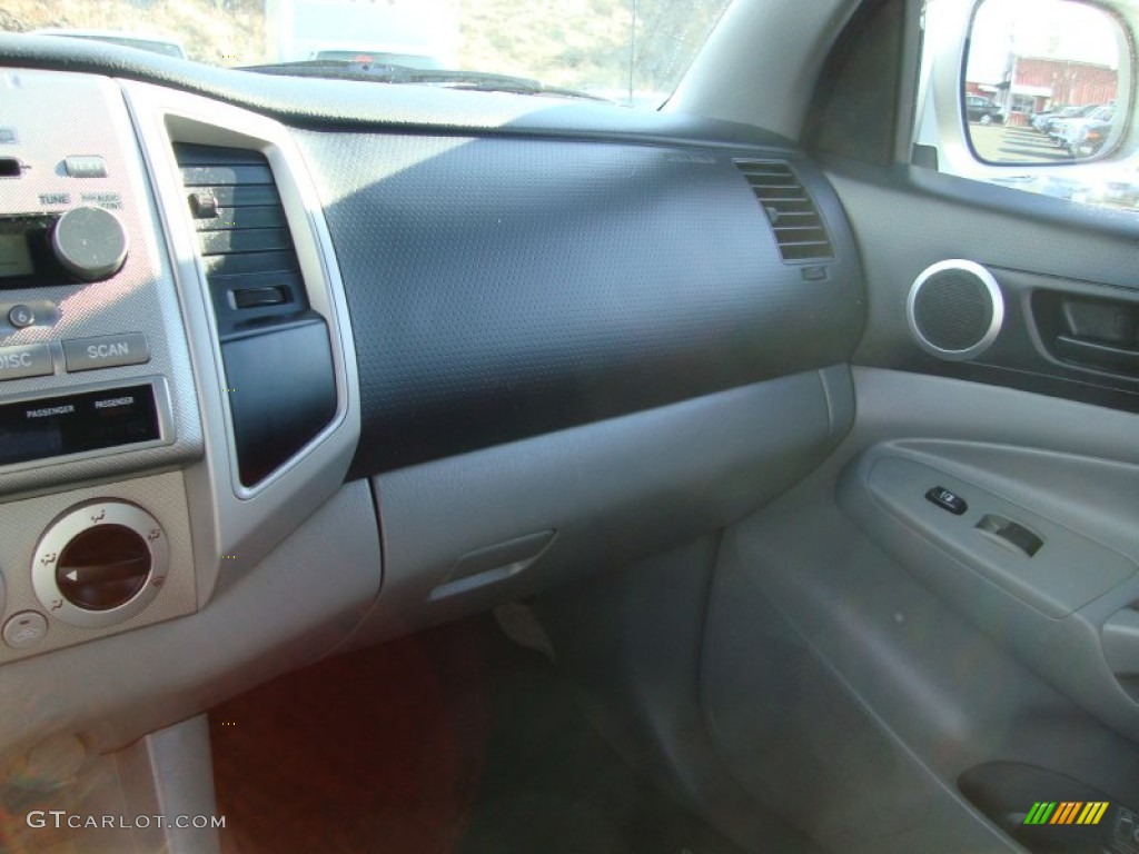 2008 Tacoma V6 TRD Sport Double Cab 4x4 - Silver Streak Mica / Graphite Gray photo #15