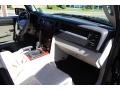 Brilliant Black Crystal Pearl - Commander Overland 4x4 Photo No. 28