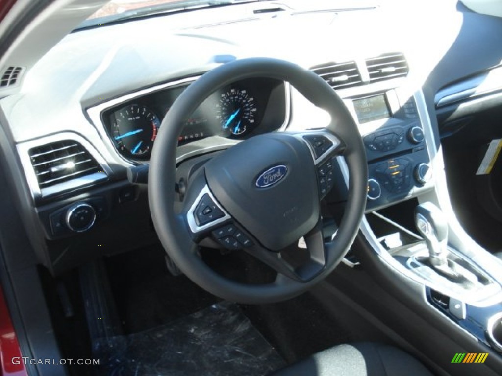 2013 Fusion SE 1.6 EcoBoost - Ruby Red Metallic / Charcoal Black photo #10