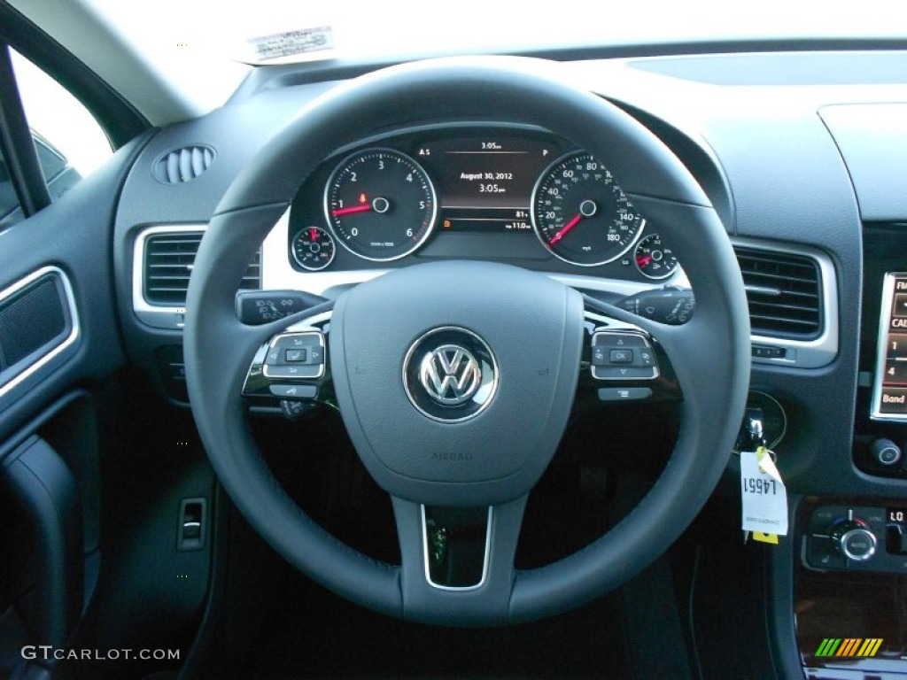 2013 Touareg TDI Executive 4XMotion - Black / Black Anthracite photo #16