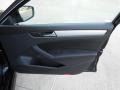 Black - Passat TDI SE Photo No. 12