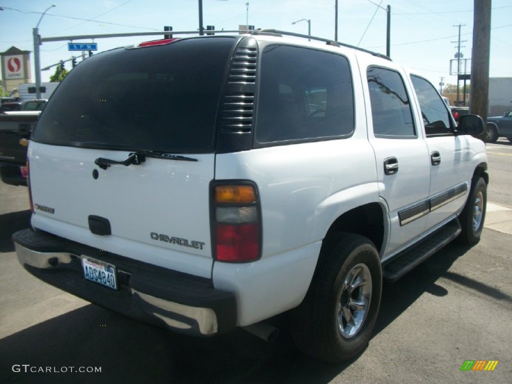 2004 Tahoe LS 4x4 - Summit White / Gray/Dark Charcoal photo #2