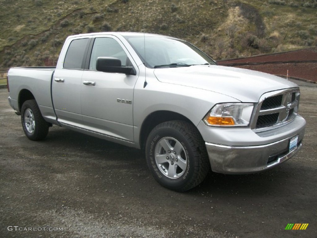 2010 Ram 1500 SLT Quad Cab 4x4 - Bright Silver Metallic / Dark Slate/Medium Graystone photo #37