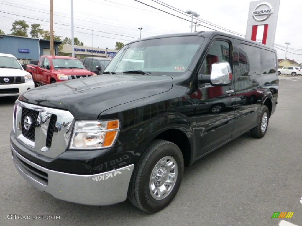 2012 Nissan NV 3500 HD SV Exterior Photos