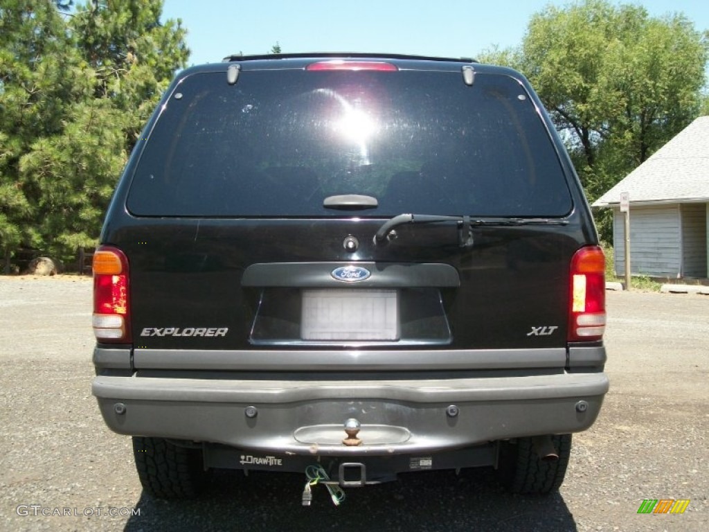 2001 Explorer XLT 4x4 - Black / Dark Graphite photo #3