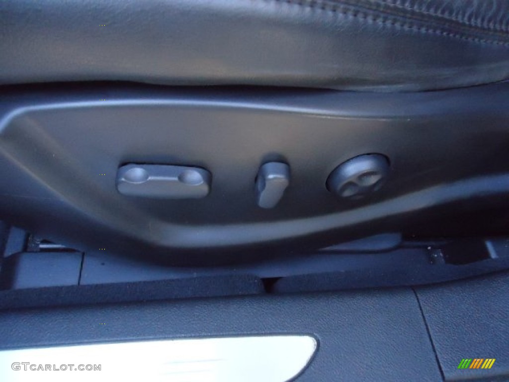 2008 DTS  - Black Raven / Ebony photo #15