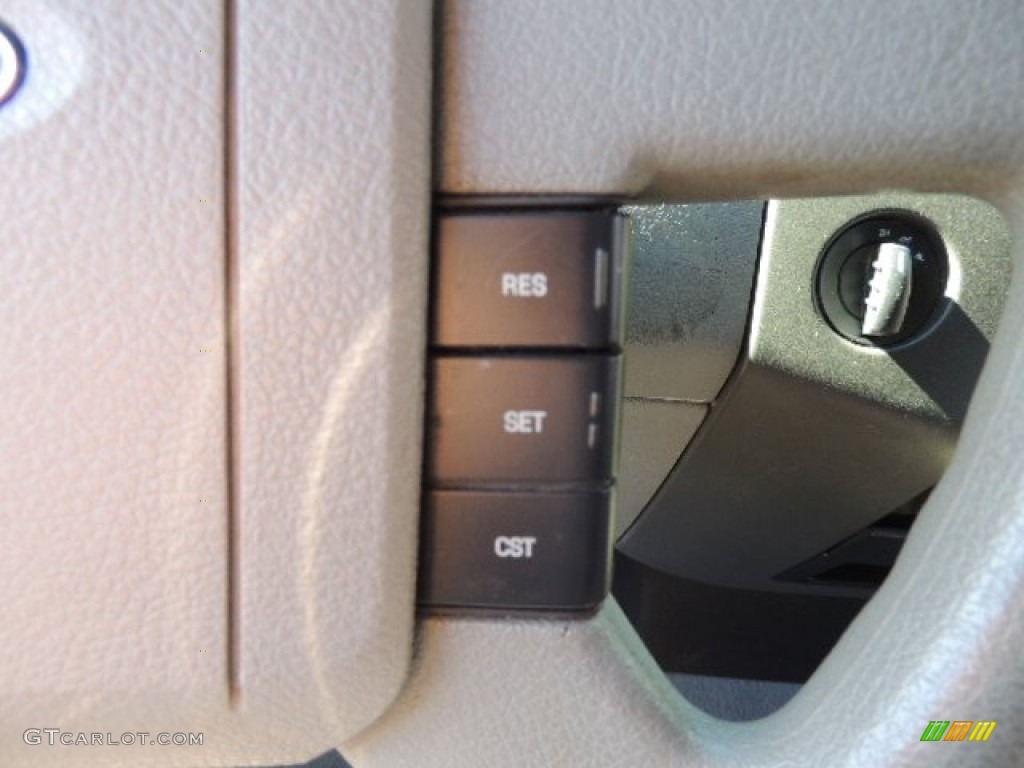 2005 F150 XLT Regular Cab 4x4 - Bright Red / Tan photo #16