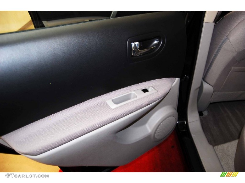 2011 Rogue S - Wicked Black / Gray photo #13