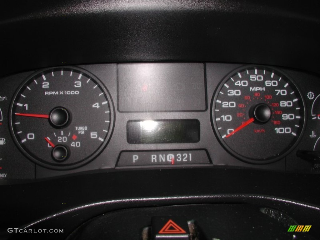 2005 Ford F350 Super Duty XL Regular Cab 4x4 Utility Gauges Photo #72110454