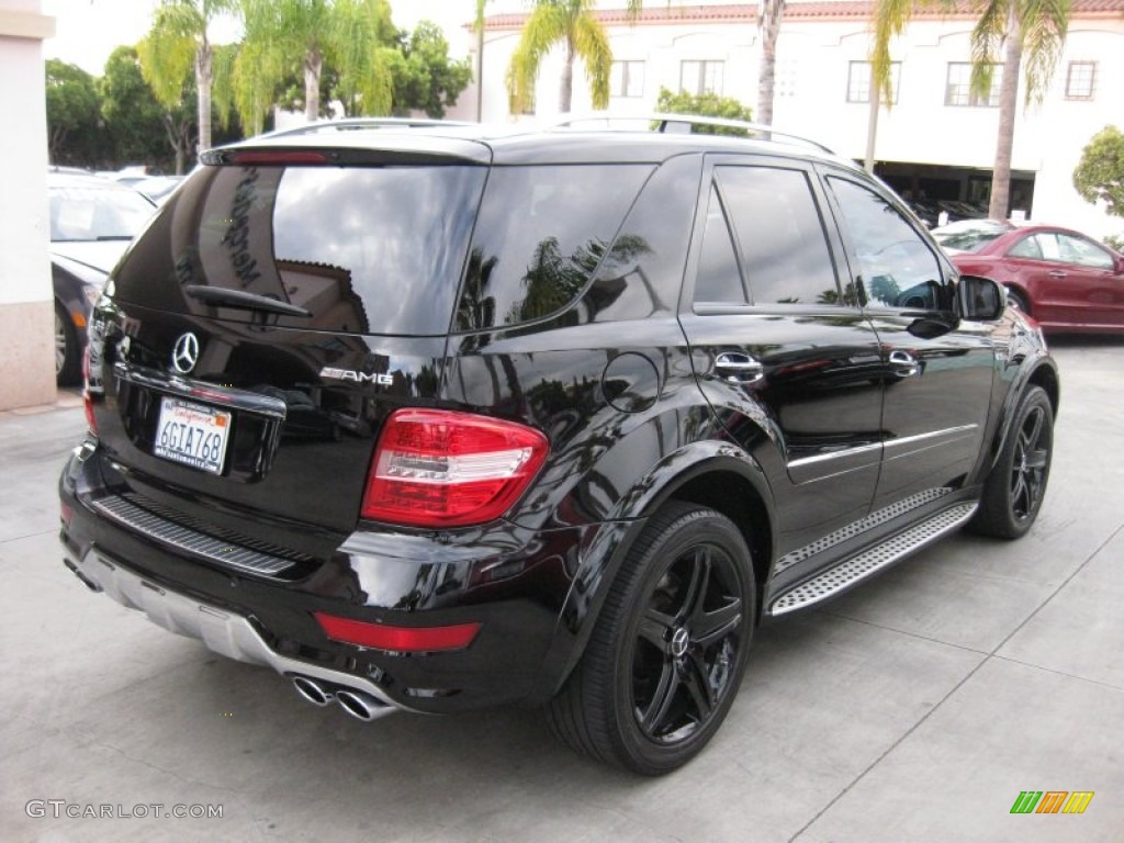 2009 ML 63 AMG 4Matic - Black / Black photo #2