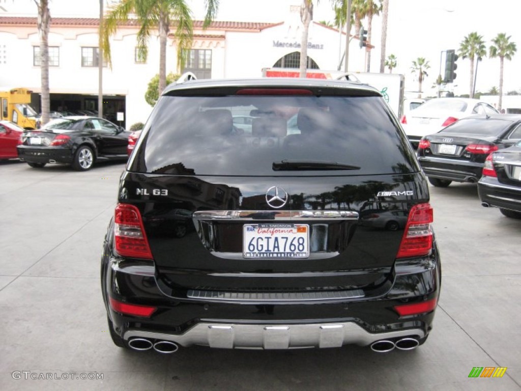 2009 ML 63 AMG 4Matic - Black / Black photo #3