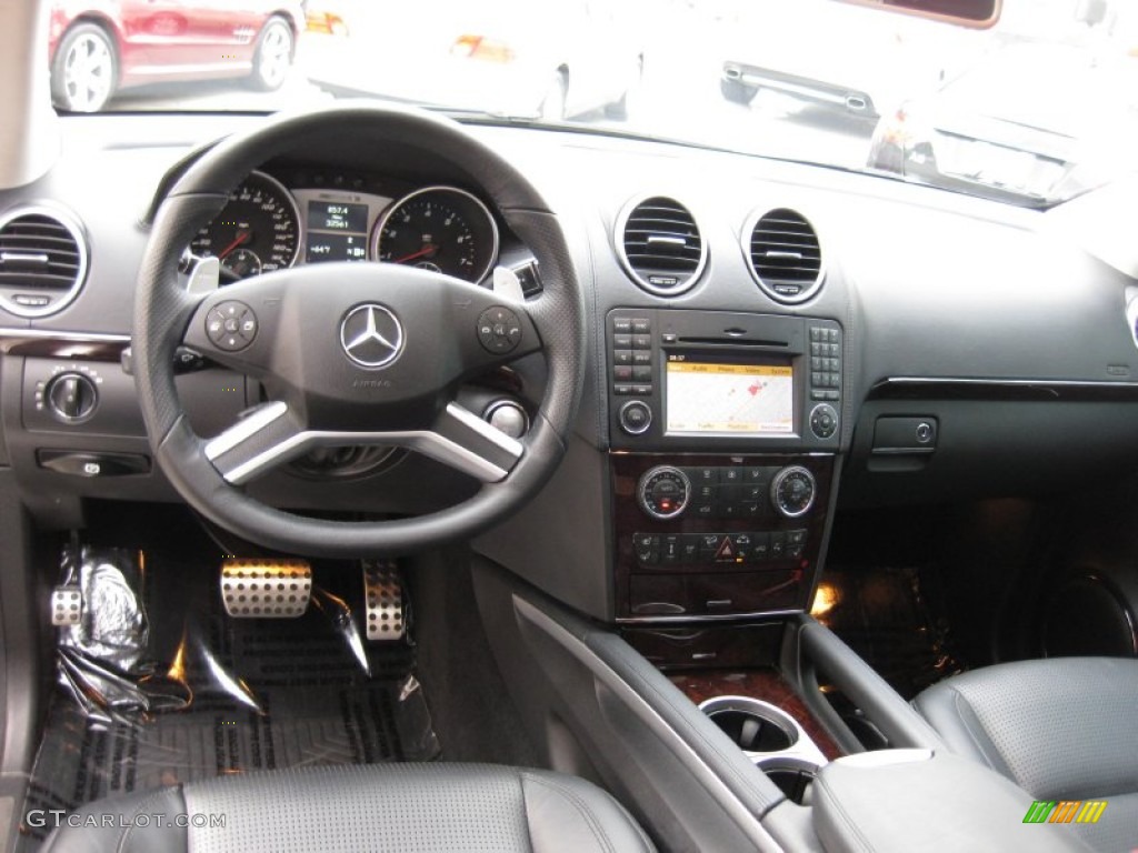 2009 ML 63 AMG 4Matic - Black / Black photo #28