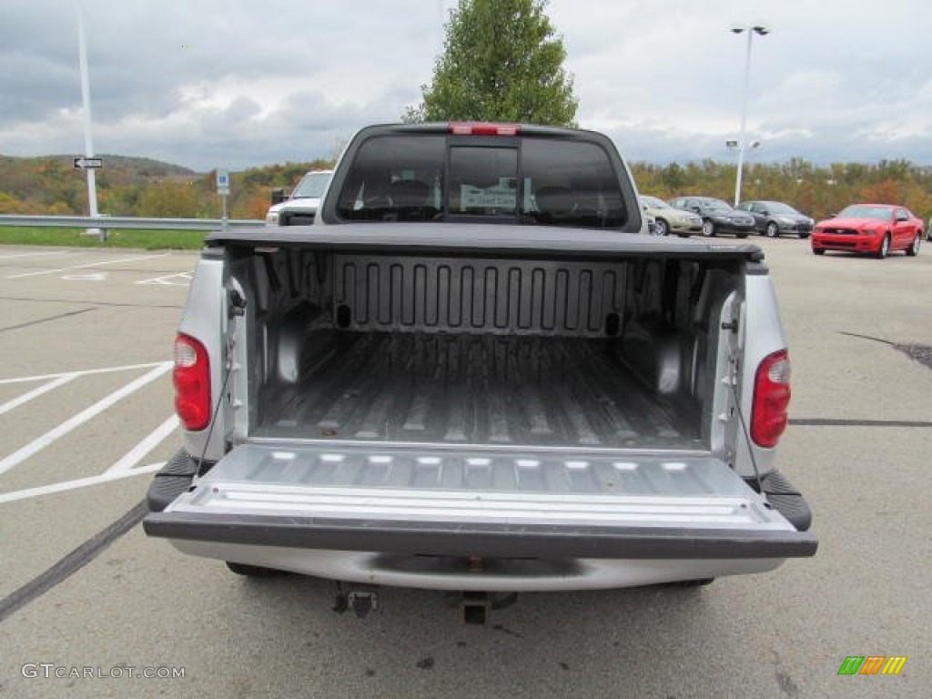 2003 F150 XLT SuperCab 4x4 - Silver Metallic / Medium Graphite Grey photo #13