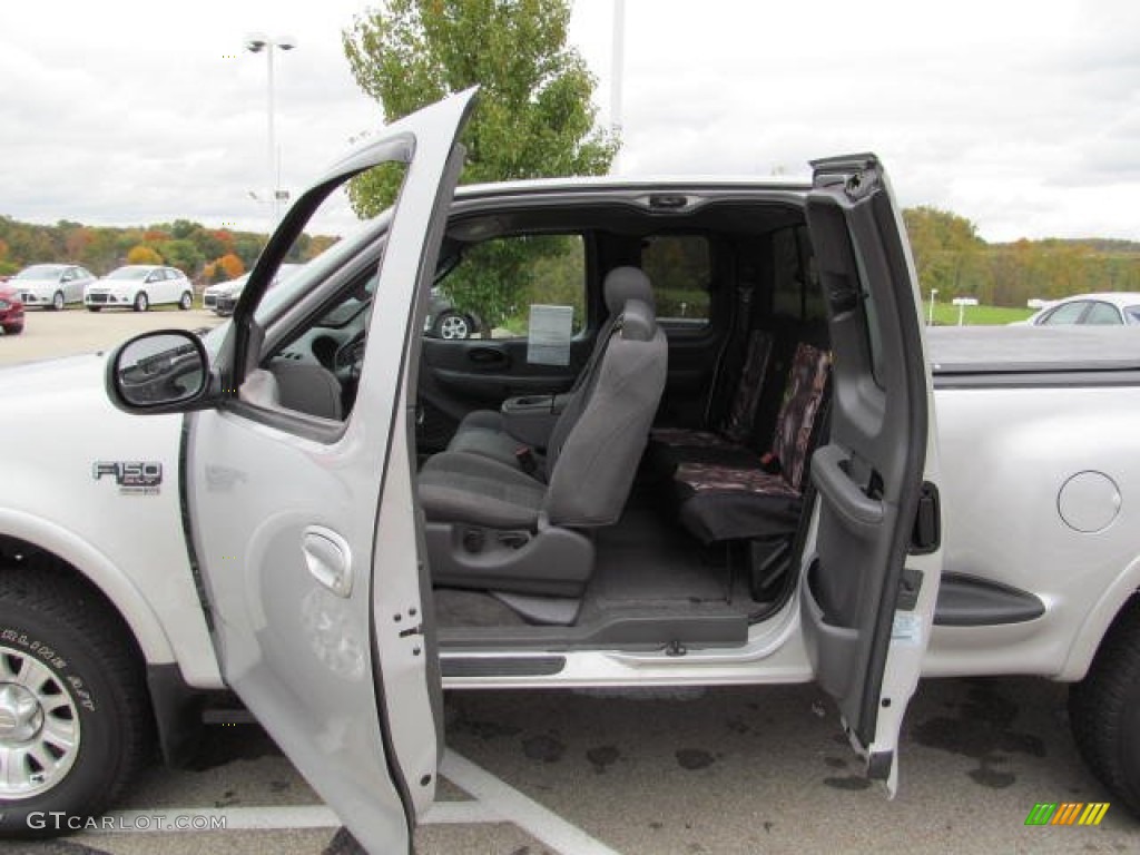 2003 F150 XLT SuperCab 4x4 - Silver Metallic / Medium Graphite Grey photo #16