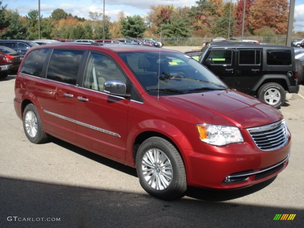 2013 Town & Country Limited - Deep Cherry Red Crystal Pearl / Dark Frost Beige/Medium Frost Beige photo #4
