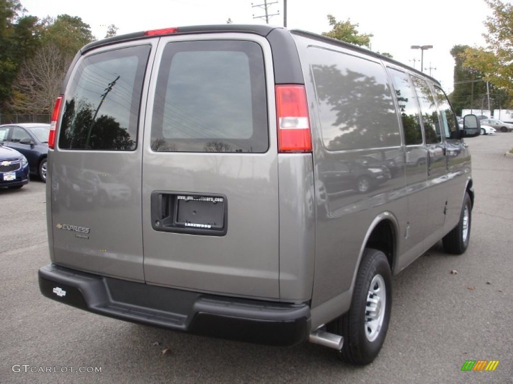 Graystone Metallic 2012 Chevrolet Express 2500 Cargo Van Exterior Photo #72118221