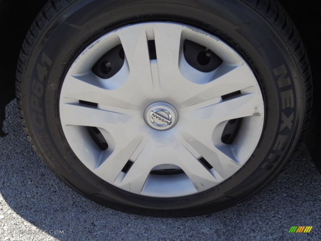 2011 Versa 1.8 S Hatchback - Metallic Blue / Charcoal photo #19