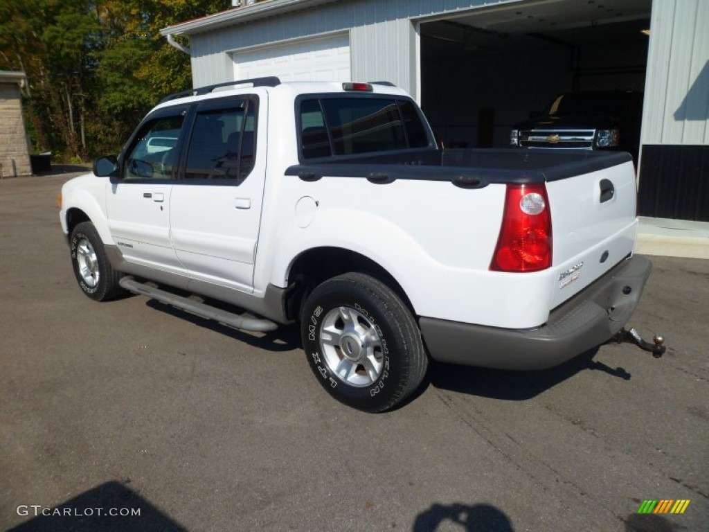 2002 Explorer Sport Trac 4x4 - Oxford White / Dark Graphite photo #5